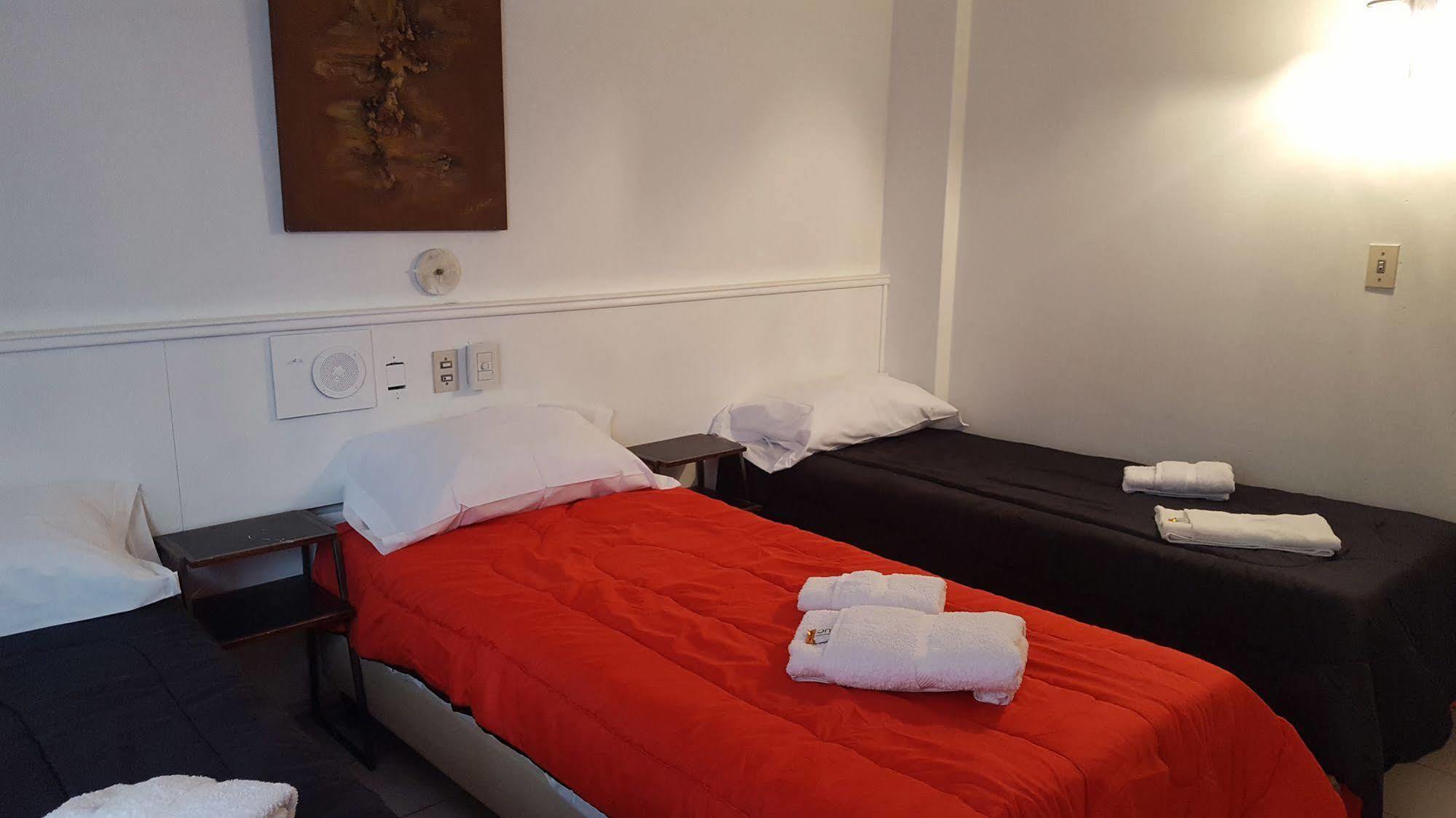 Cels Andins Hotel เมนโดซา ภายนอก รูปภาพ
