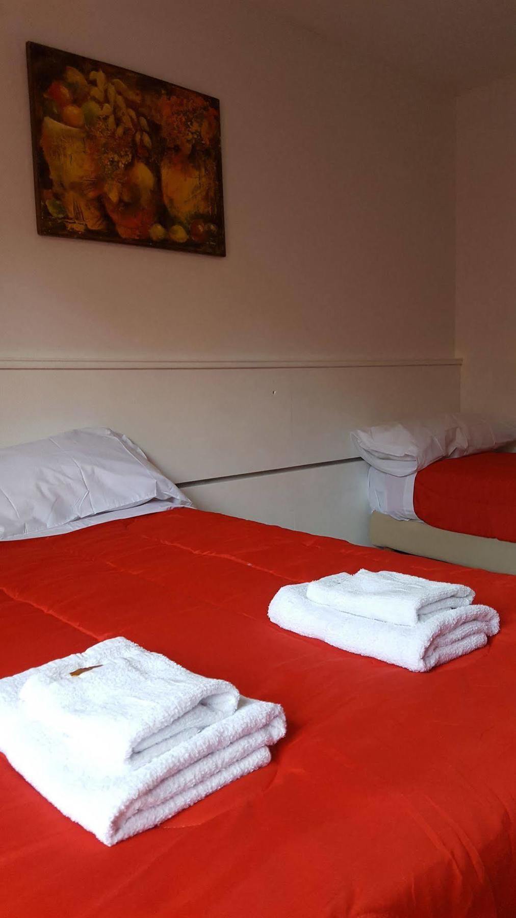 Cels Andins Hotel เมนโดซา ภายนอก รูปภาพ